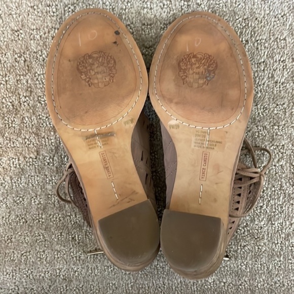 Vince Camuto Brown Tarita Laser Cut Lace Up Sandals - Picture 6 of 8